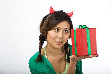 Epic喜加二：《猎人：野性的呼唤》《遗忘国度之闲置冠军》免费